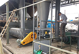 越南風(fēng)掃污泥烘干機(jī)運(yùn)轉(zhuǎn)現(xiàn)場(chǎng)