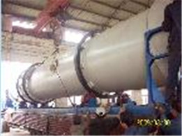 巴西污泥烘干機車間吊裝現場