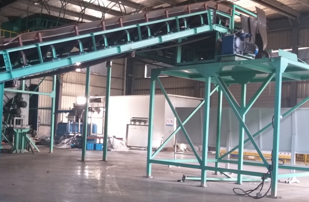 TD75型帶式輸送機(jī)特點(diǎn)