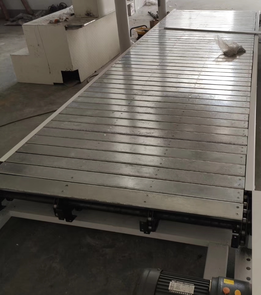 鏈板輸送機8.jpg 鏈板輸送機8.jpg